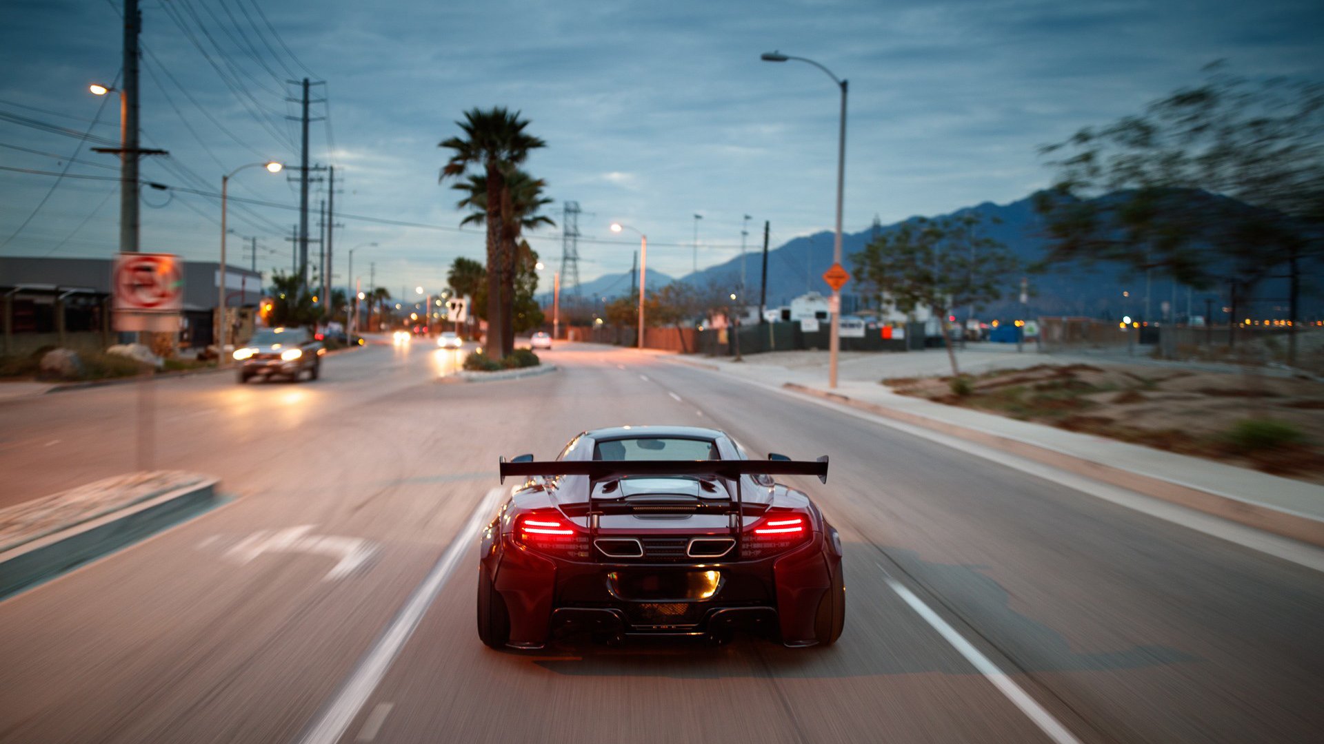 开云中国大陆-校园足球赛事加入社会志愿裁判推动多方协作机制,市校园足球协会